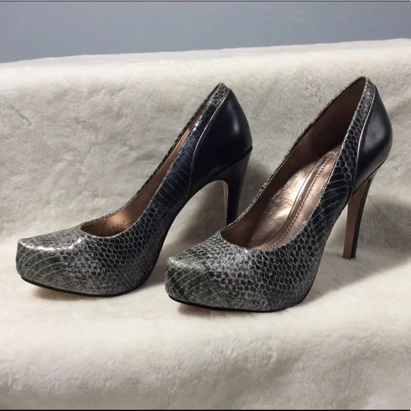 🐞 BCBGeneration Paeyton Pumps NWT - Picture 3 of 7